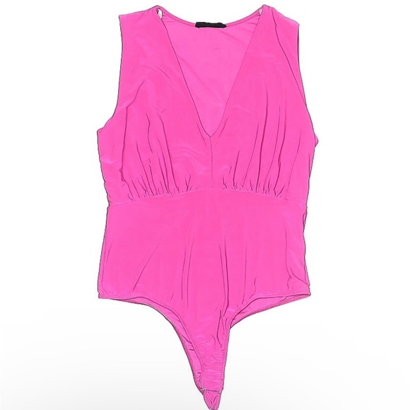 21 Saints Tops - 🩷 21 Saints Hot Pink Deep V Neck Bodysuit Sleeveless Top Large Y2K Barbiecore